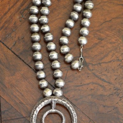 Navajo Naja & Beads