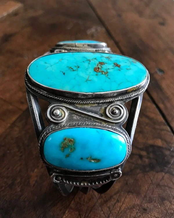 Fabulous Navajo Oval Turquoise Bracelet