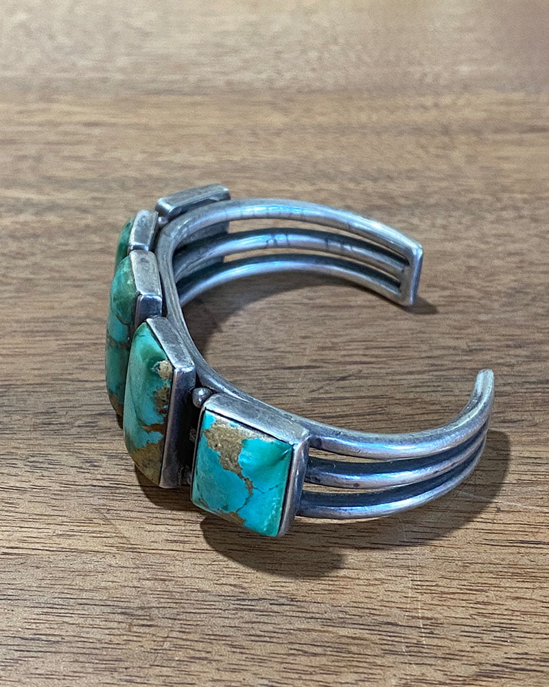 NAVAJO Cerrillos Turquoise Row Bracelet