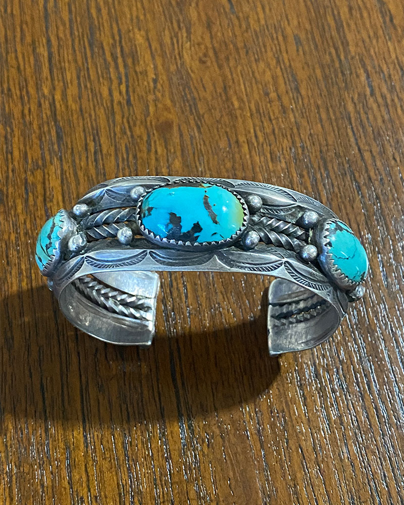 Turquoise Navajo Carinated Bracelet