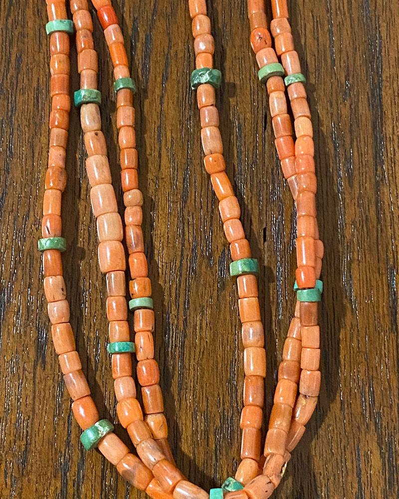 Old Santo Domingo Coral Necklace
