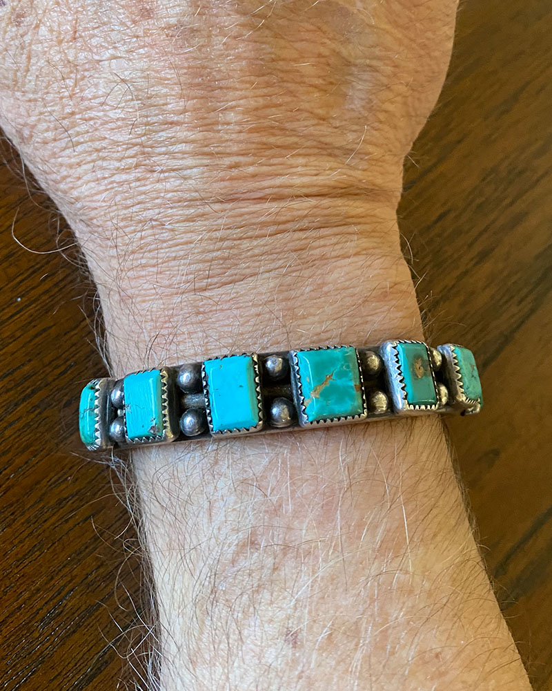 Navajo Bracelet With Square Cut Turquoise