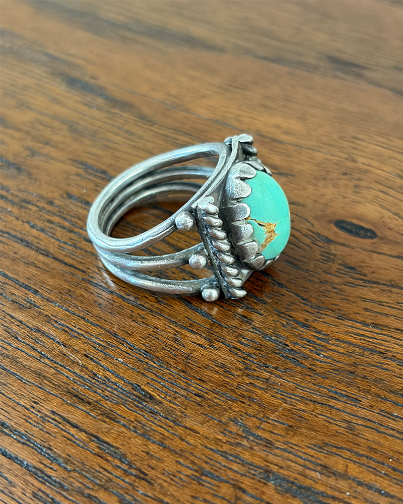 Navajo Twist Wire Turquoise Ring Navajo Twist Wire Turquoise Ring