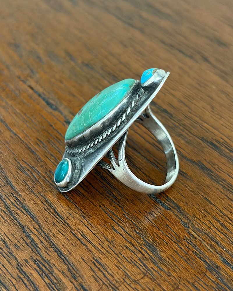 Unique Navajo Turquoise Ring Unique Navajo Turquoise Ring